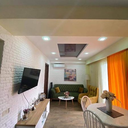 Apartament Victoria Apartment Tbilisi ภายนอก รูปภาพ